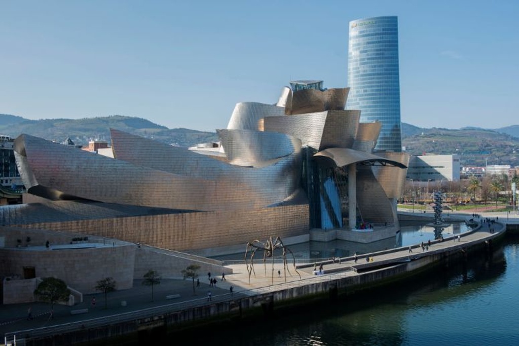 Guggenheim Museum frank gehry