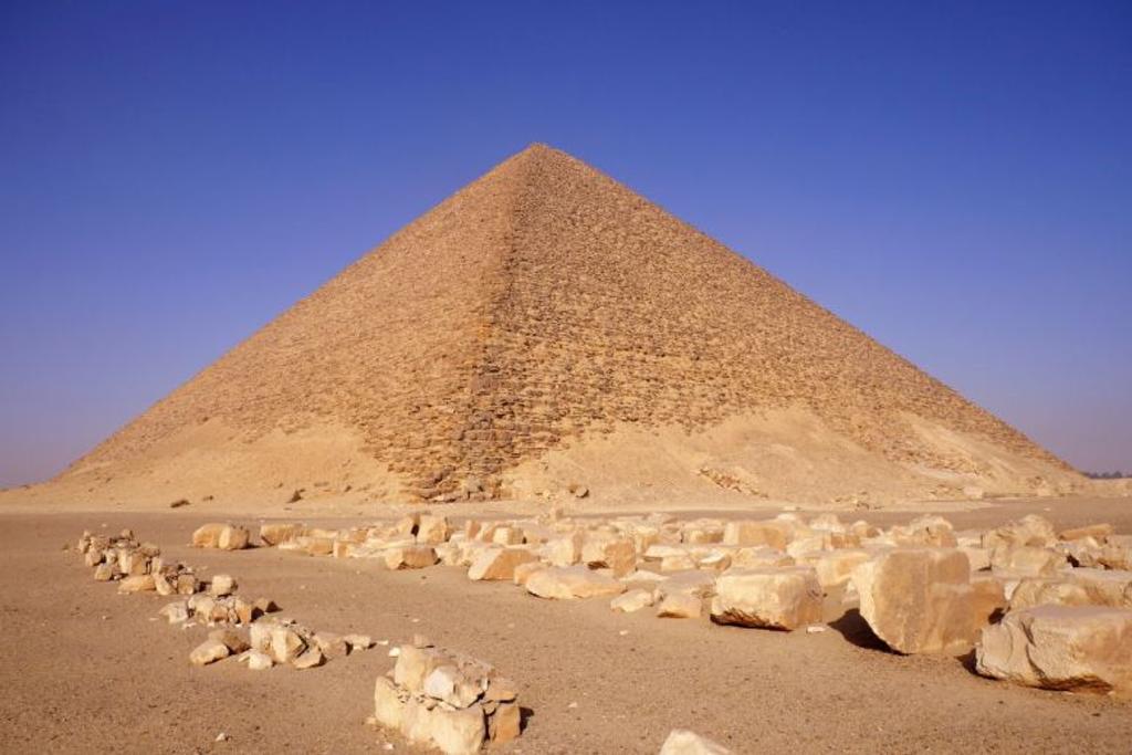 great pyramids egypt giza