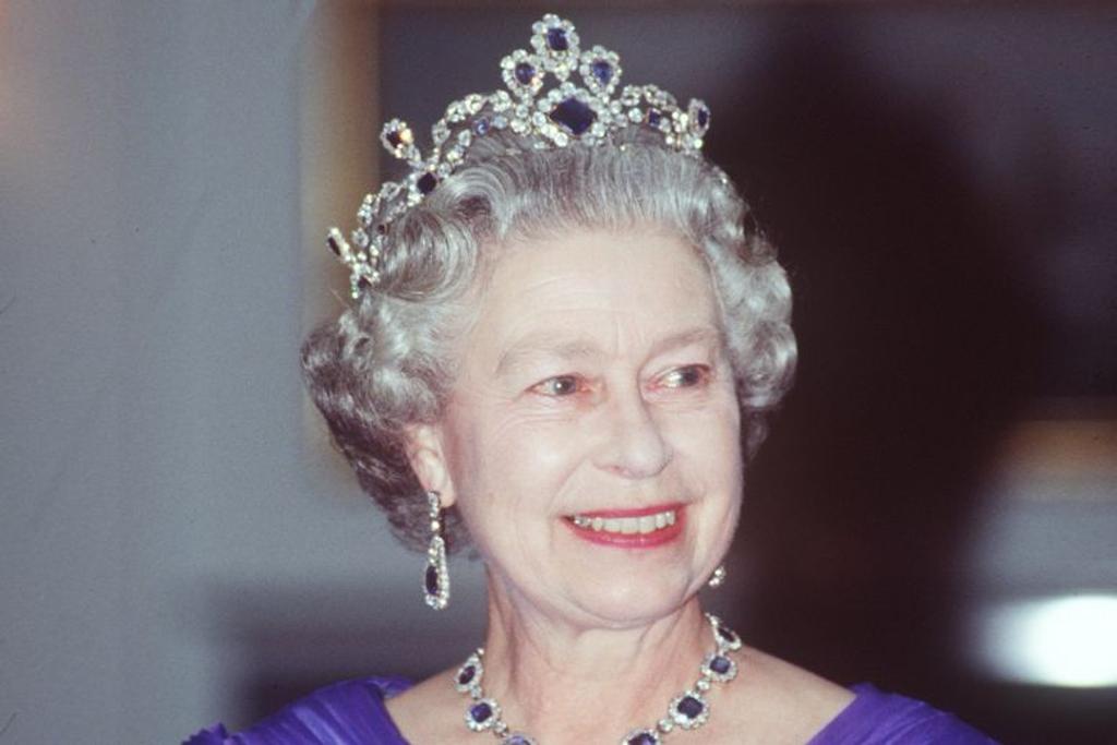queen elizabeth royal tiara