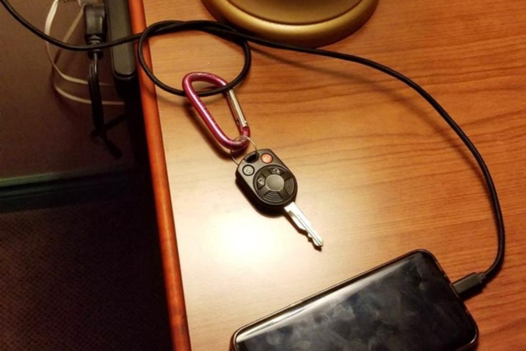 hotel hacks keys 