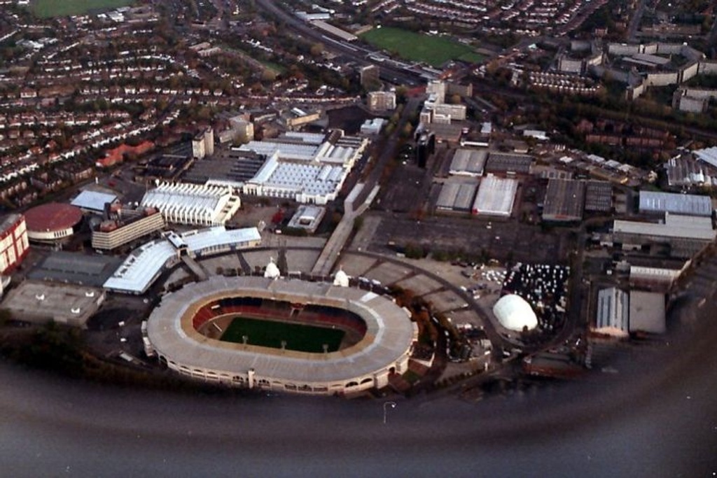 Wembley Stadium then now 