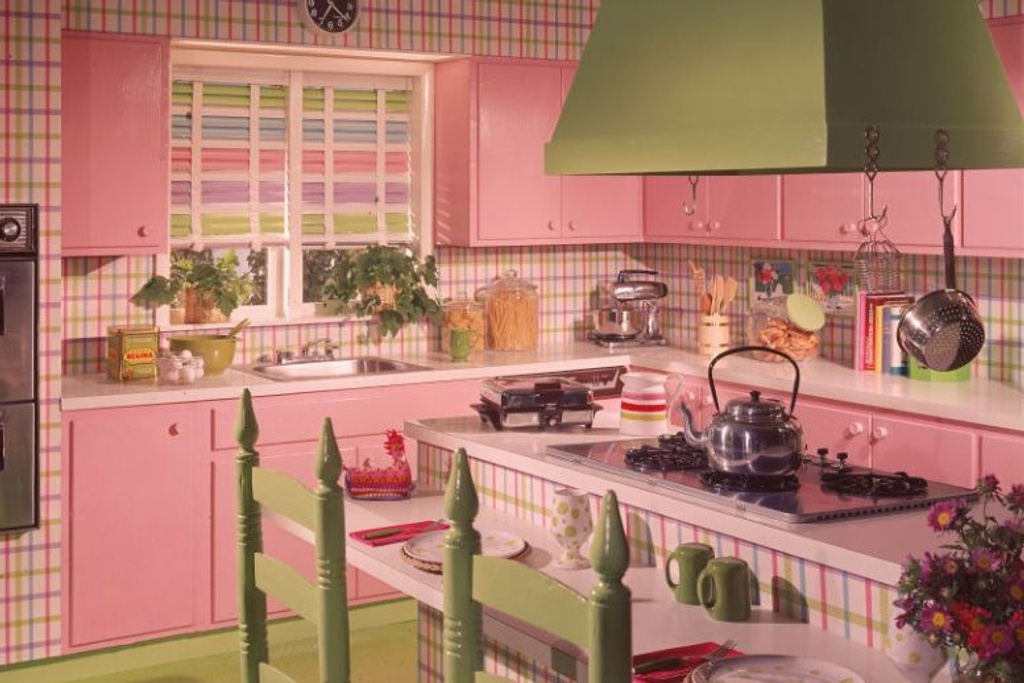 pastel barbie malibu kitchen