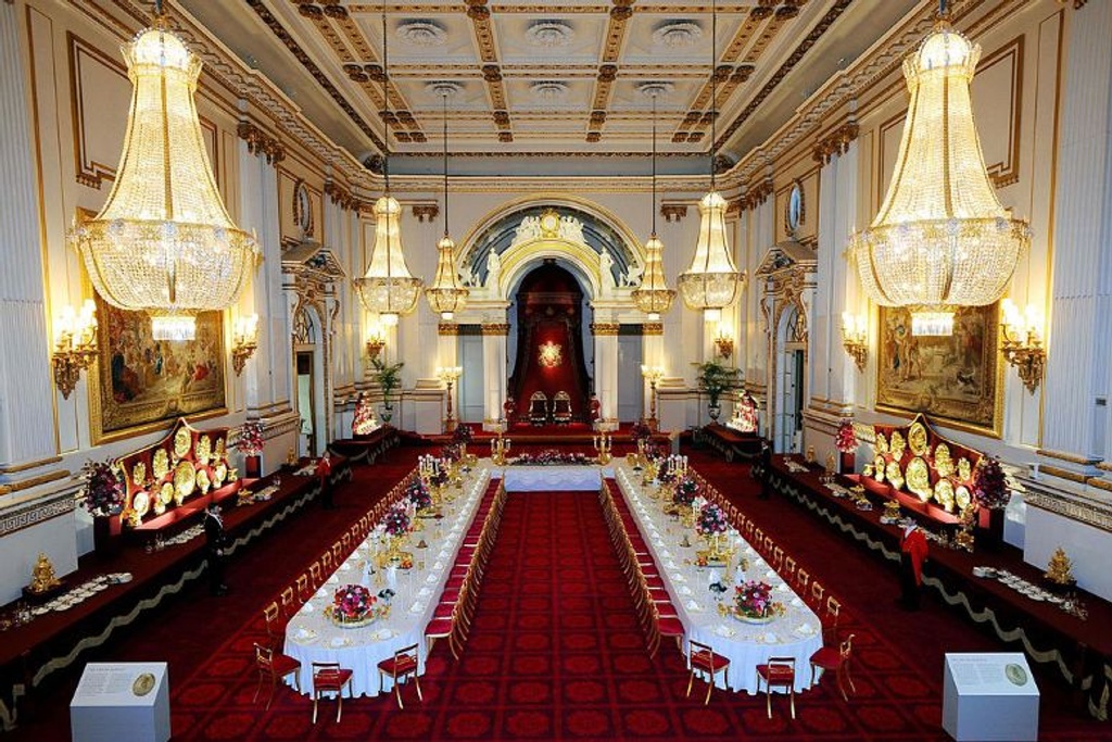 Inside Buckingham Palace Queen