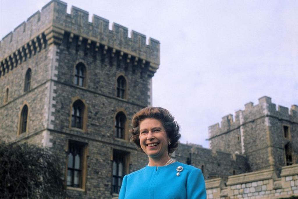 Windsor Castle Queen Elizabeth
