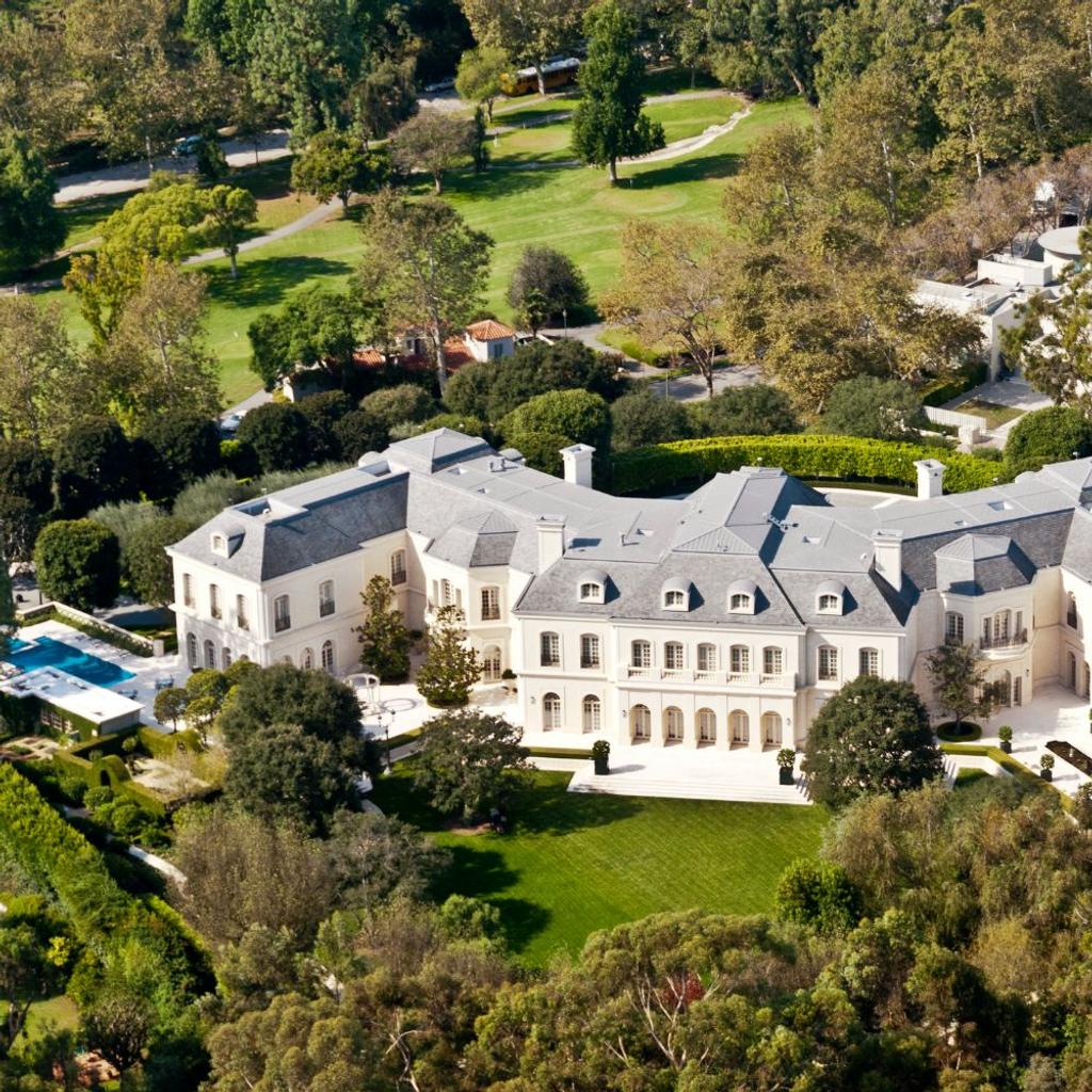 Beverly Hills Luxury Homes