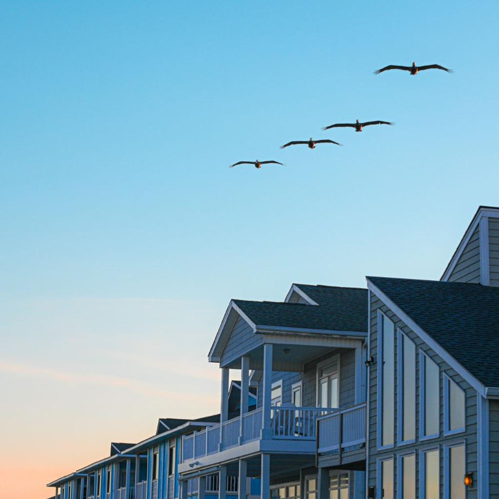 luxury homes Hamptons sales