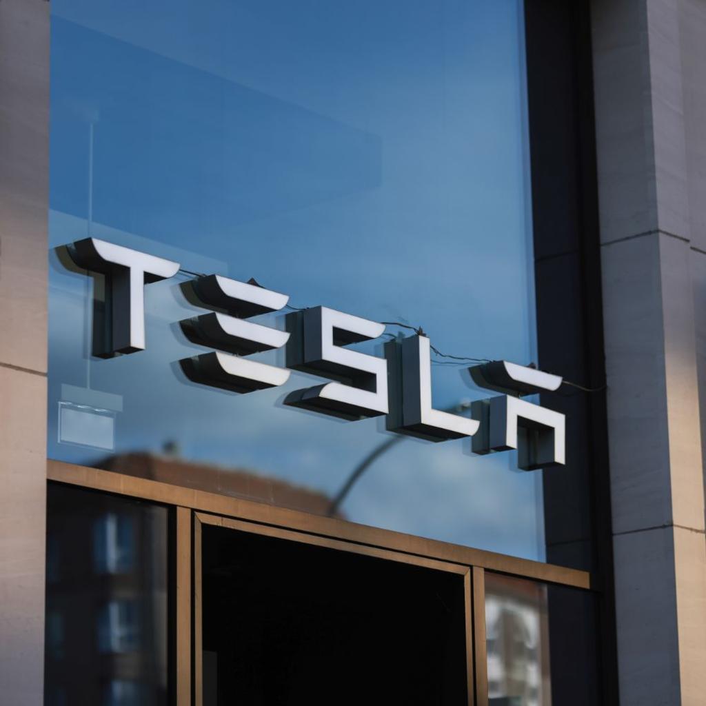 Tesla company lab China